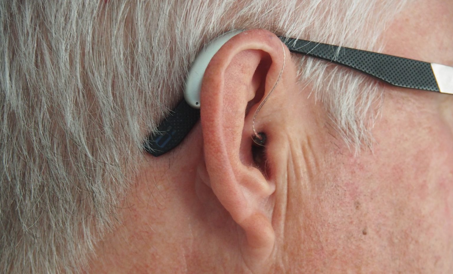 Picking The Hearing Aids That Best Suit Your Needs